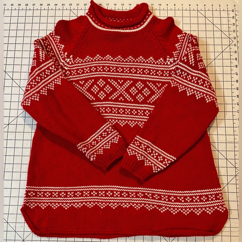 Eddie Bauer Women’s Medium Red/ White Cotton Holiday Sweater